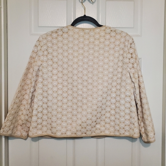 Talbots Womens Open Front Jacket Beige/White Lace Overlay 3/4 Sleeve Size 12P - Picture 8 of 14